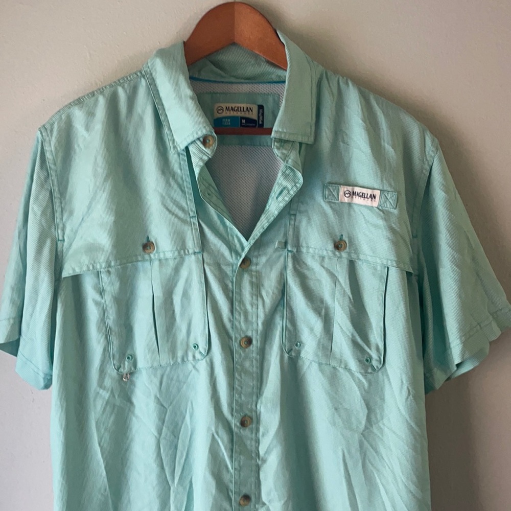 Magellan short sleeve fishing shirt green pattern size medium